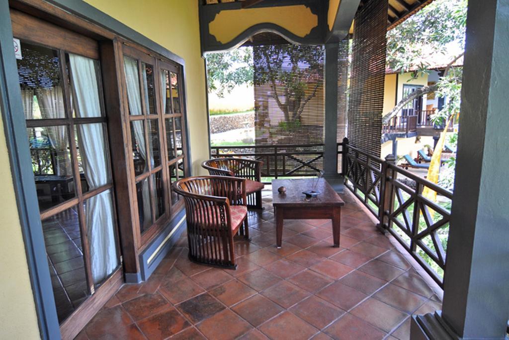 Puri Mangga Sea View Resort And Spa Lovina Eksteriør bilde