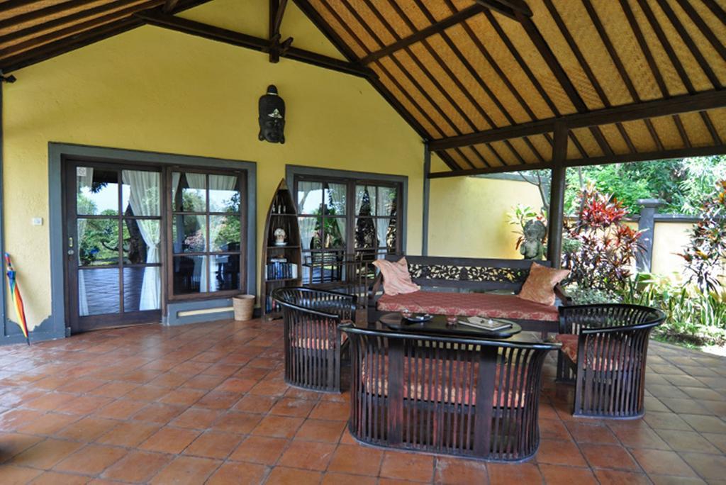 Puri Mangga Sea View Resort And Spa Lovina Eksteriør bilde