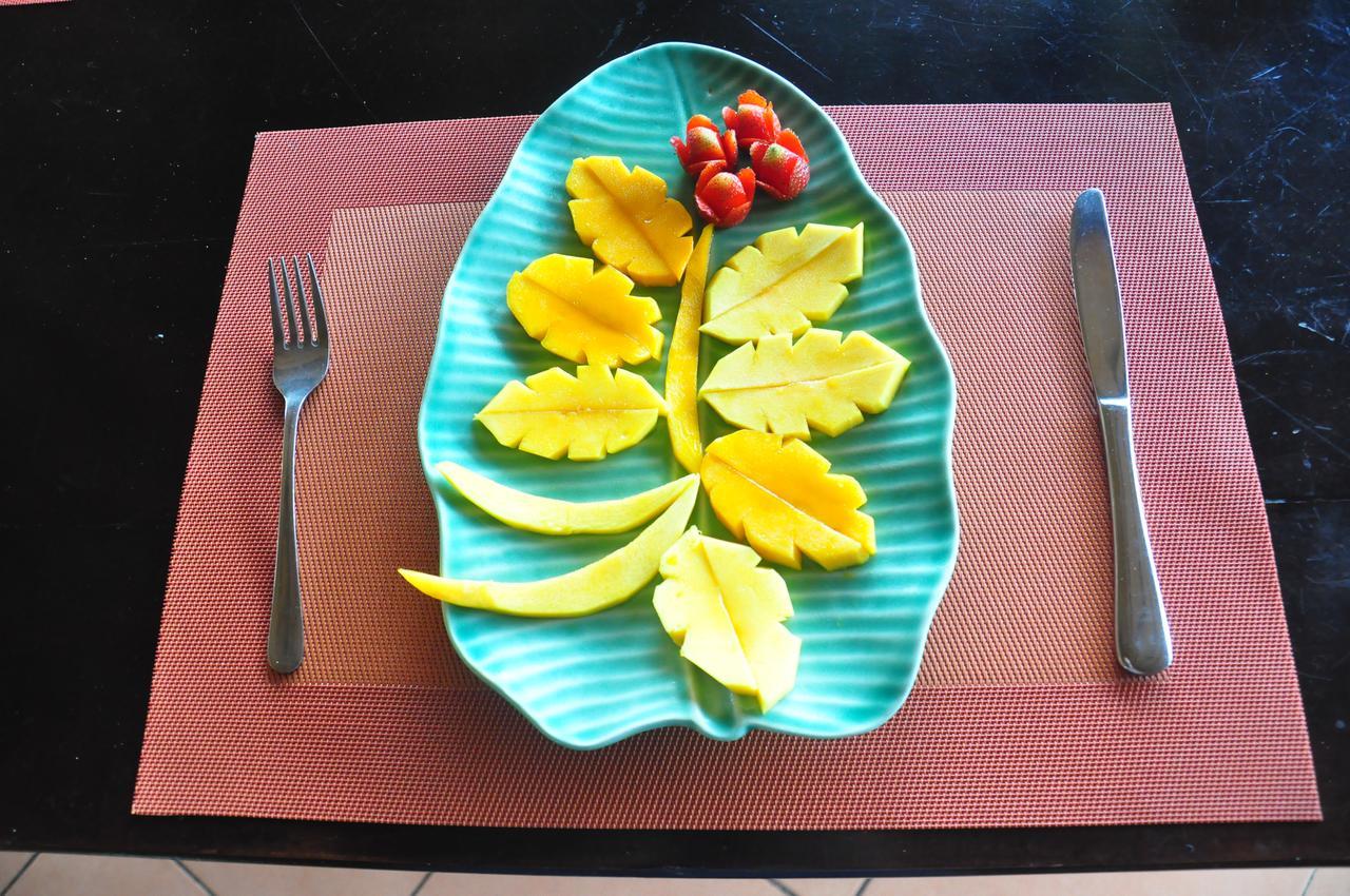Puri Mangga Sea View Resort And Spa Lovina Eksteriør bilde